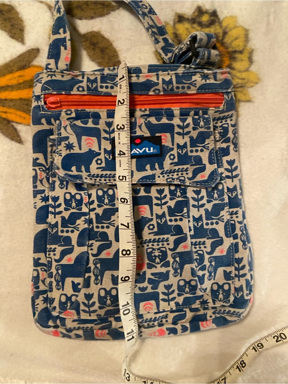 Kavu Keeper Crossbody Bag Cozy Critters Print - Picture 8 of 8